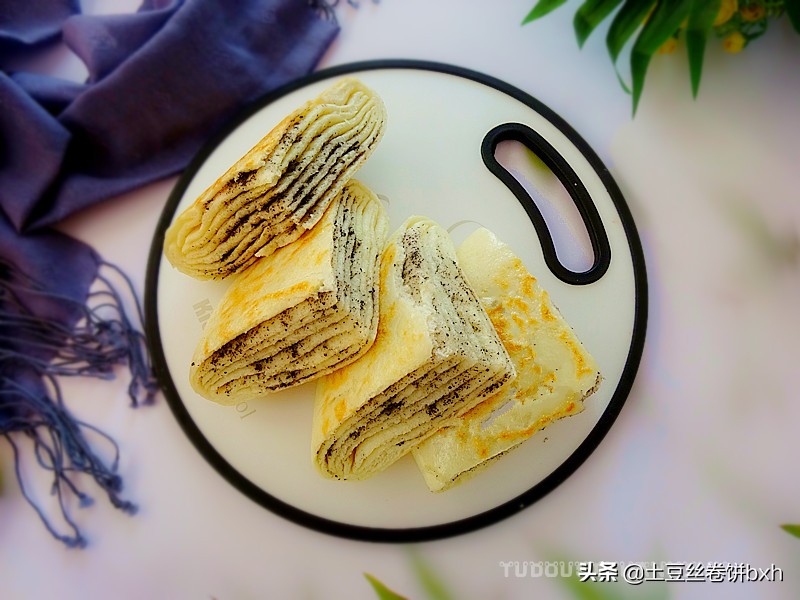 芝麻盐怎么吃（教你做又暄又软的黑芝麻千层饼）