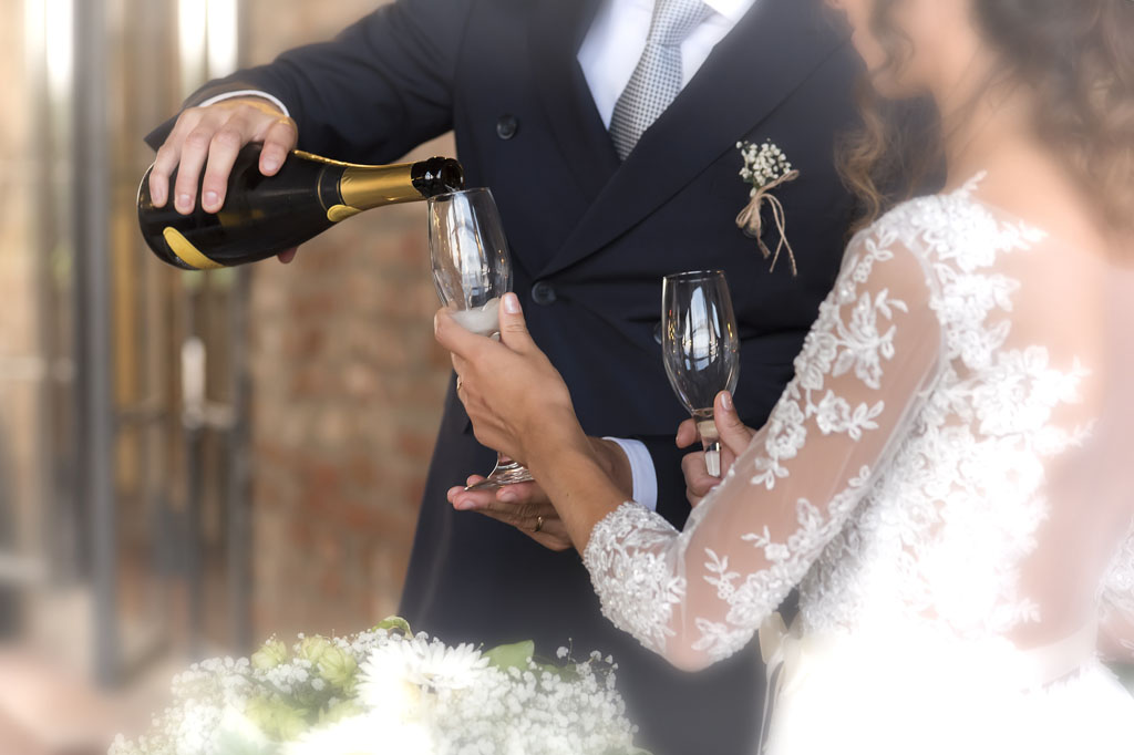 喝红酒到底利大于弊还是弊大于利？