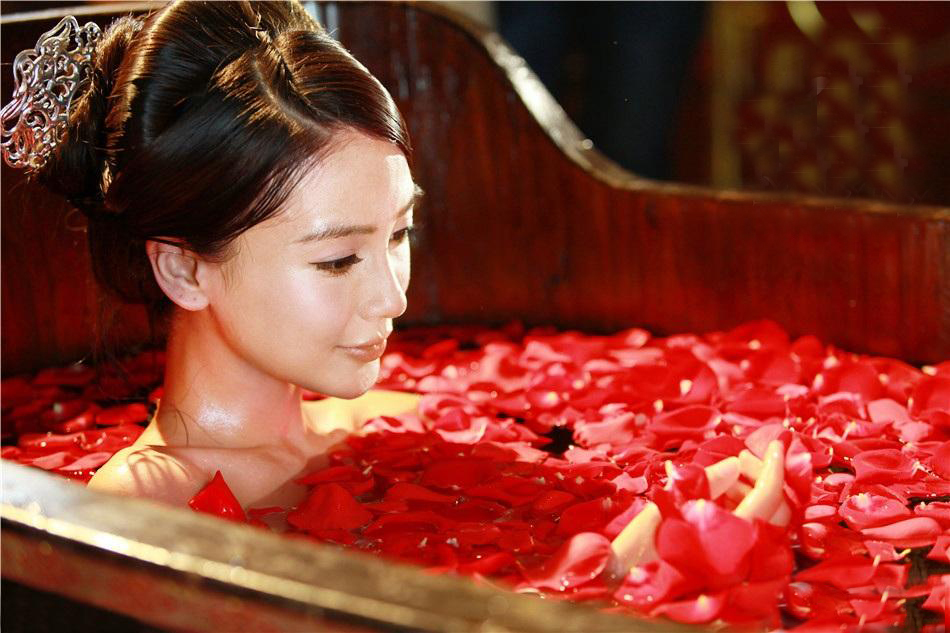 美女全身洗澡图片(古装美人沐浴照) - 赤虎壹号