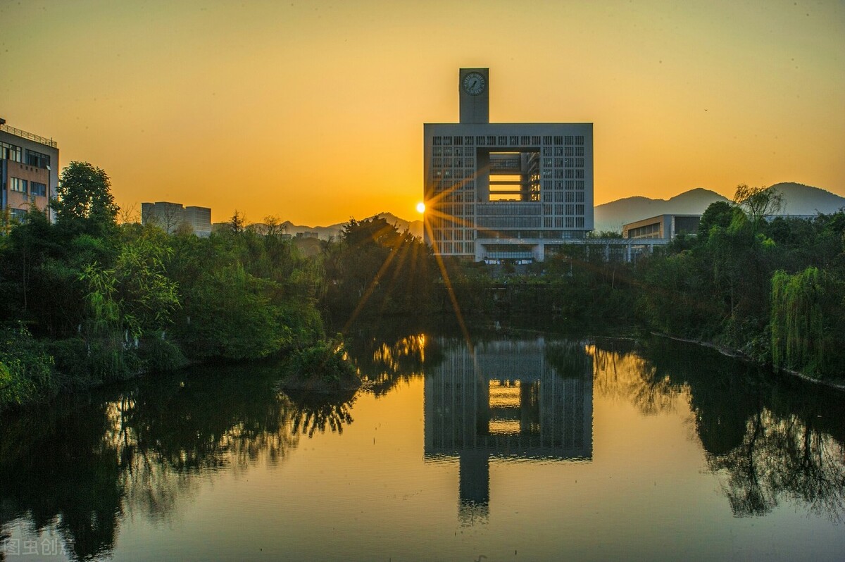 2021重庆高职分类招生，本科投档分数线，双高计划院校分数优势大