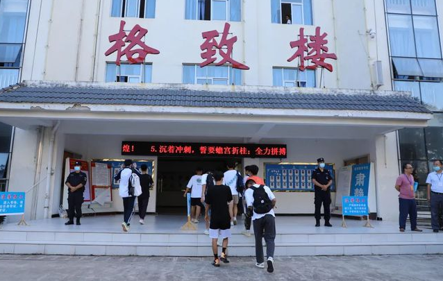 跟本科线差几分，未必只能读专科，抓住补录机会同样可能被录取