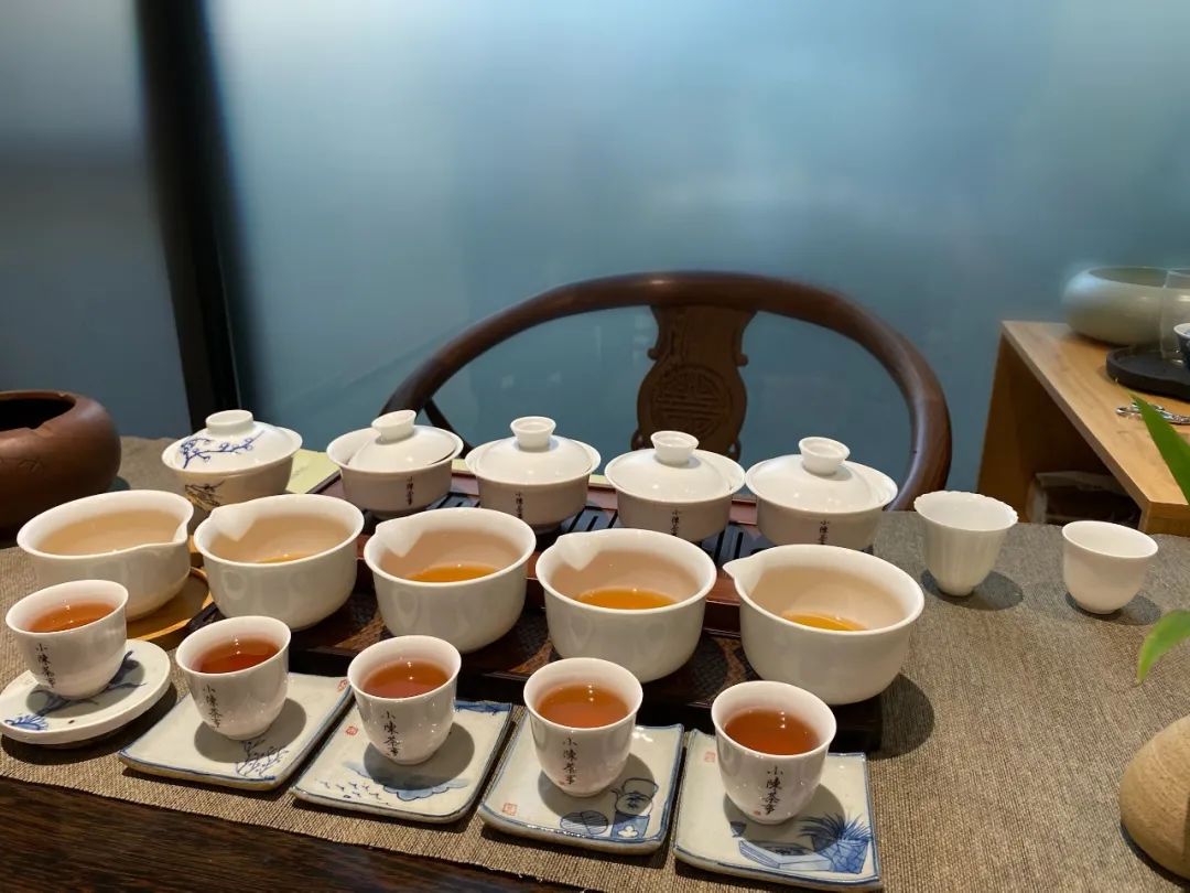 男人茶、霸道、贼贵，茶掌柜常用的肉桂文案词汇，你见过几个？