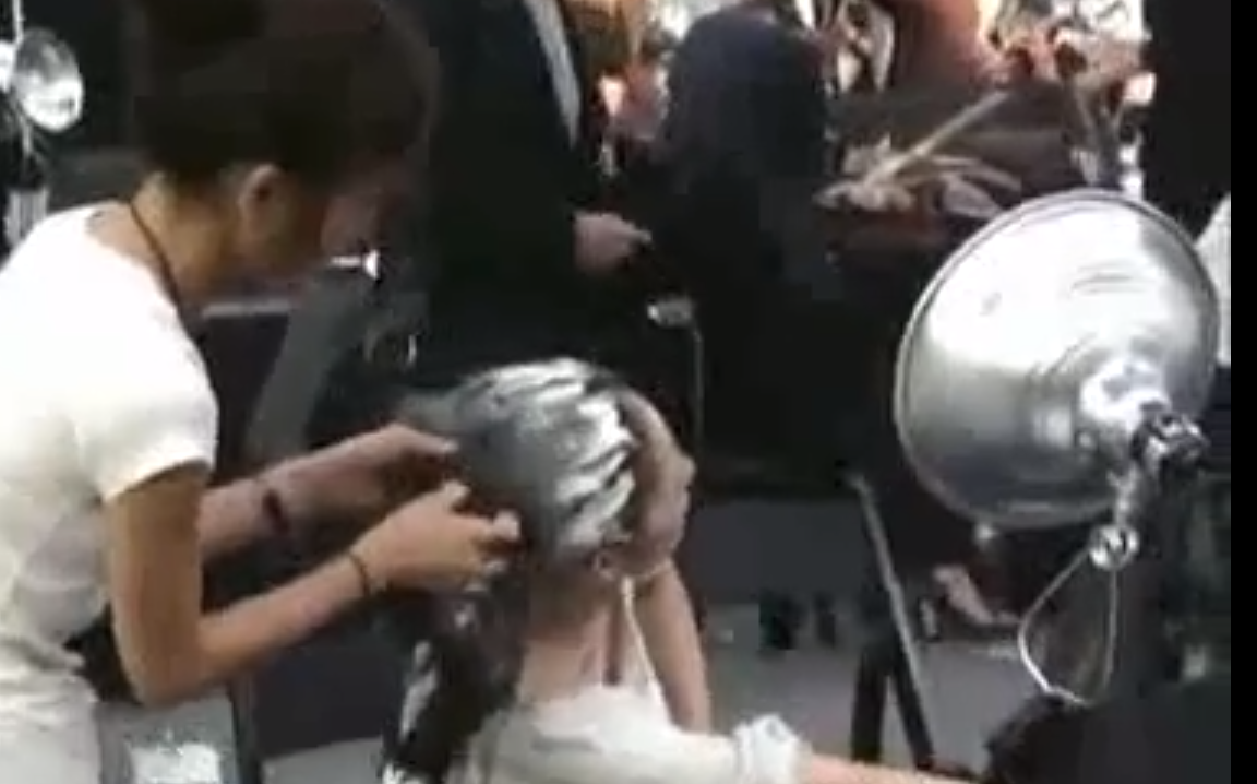 刘雯这些年到底靠谁？