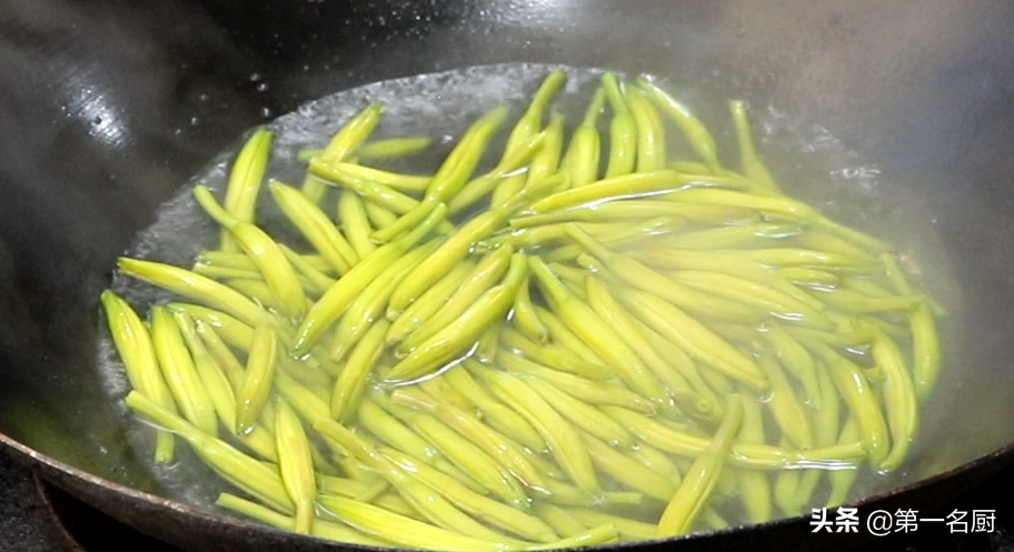 黄花菜怎么做好吃,黄花菜怎么做好吃又简单家常的做法