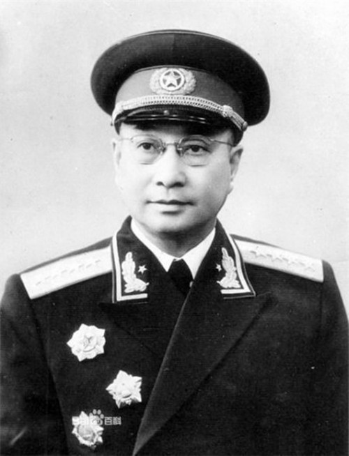 共和国“五虎将”都有谁？为何1947年，陈毅向中央发报没有徐向前