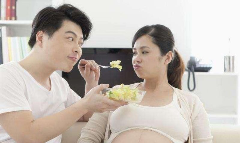 孕期这三阶段是胎儿猛涨期，抓住机会轻松吃，不长肉