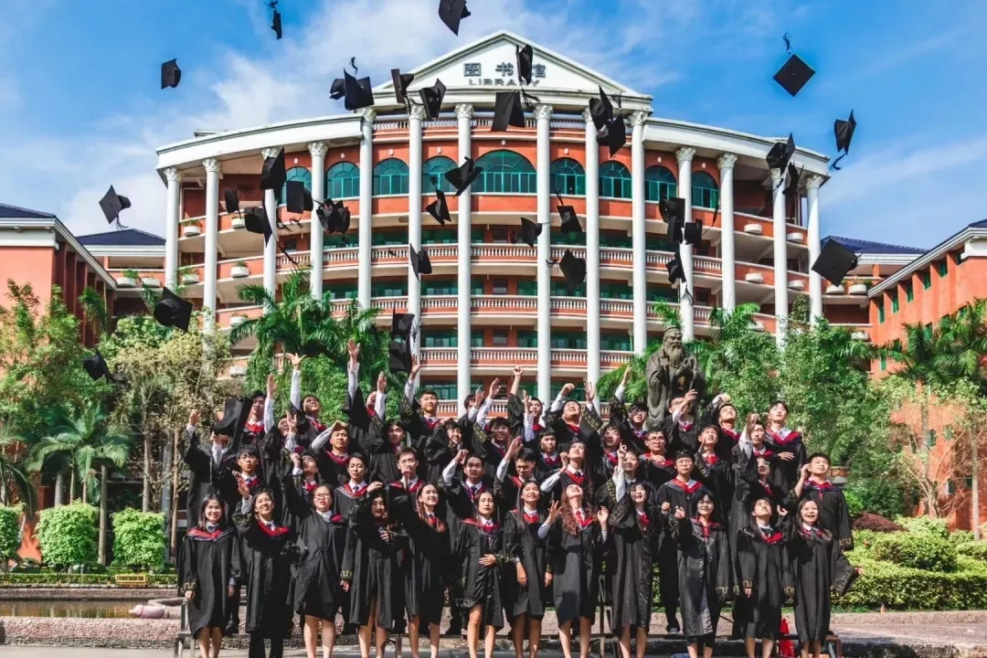 补填志愿:广州华立科技职业学院49个热门专业任选,还可以专本连读