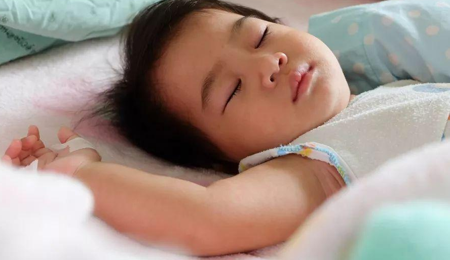 2021年宝宝身高标准公布,你家宝宝达标没,一张图告诉你