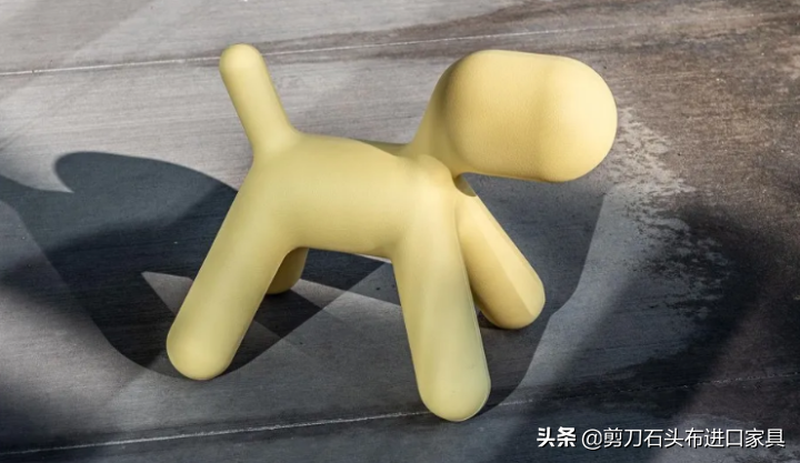 送个礼物给孩子过圣诞（圣诞节那天给孩子送礼物）
