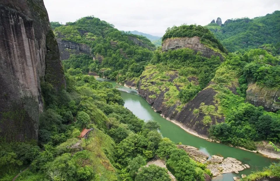 铁路+丨武夷山风景名胜区旅游出行攻略