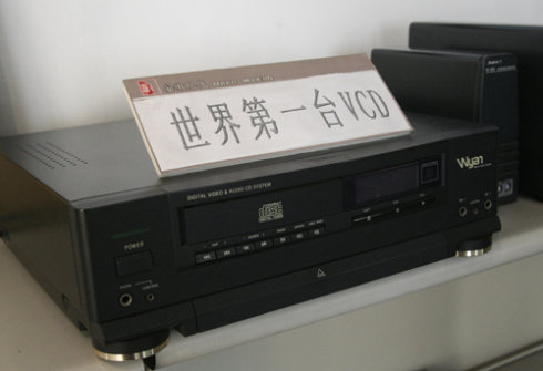 商业领域上演着真实的“寄生虫”故事：谈小企业的生存之道