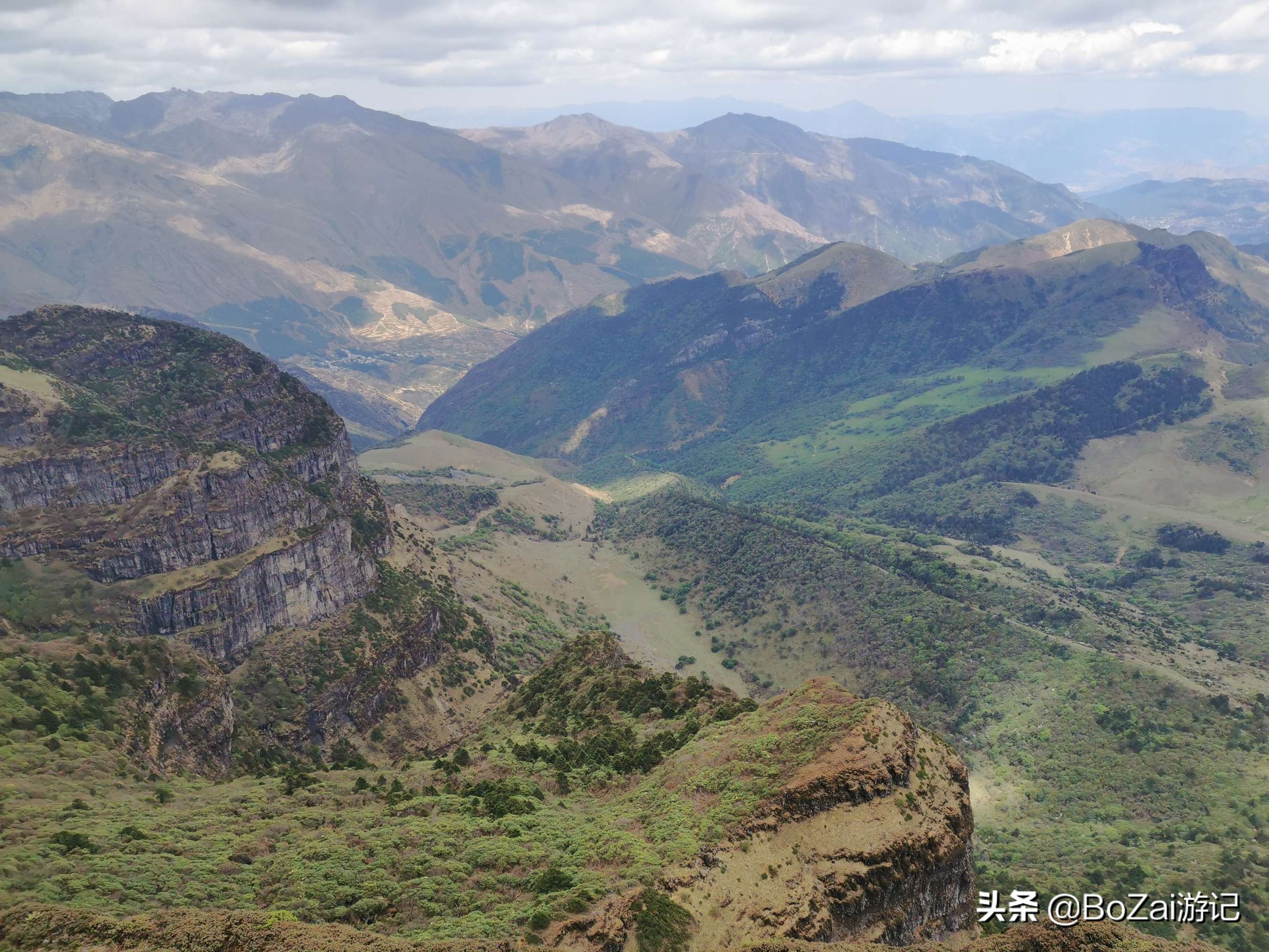 到云南昆明周边旅游必去的13大景点，你去过几个？最爱哪个景点？