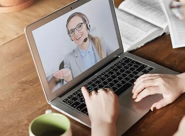 国际化学校一线报告：后疫情时代全日制学校在线教学的四种尝试