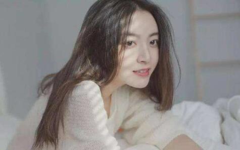 自己喜欢的女生过生日送什么礼物好（送喜欢的女孩生日礼物送什么好）