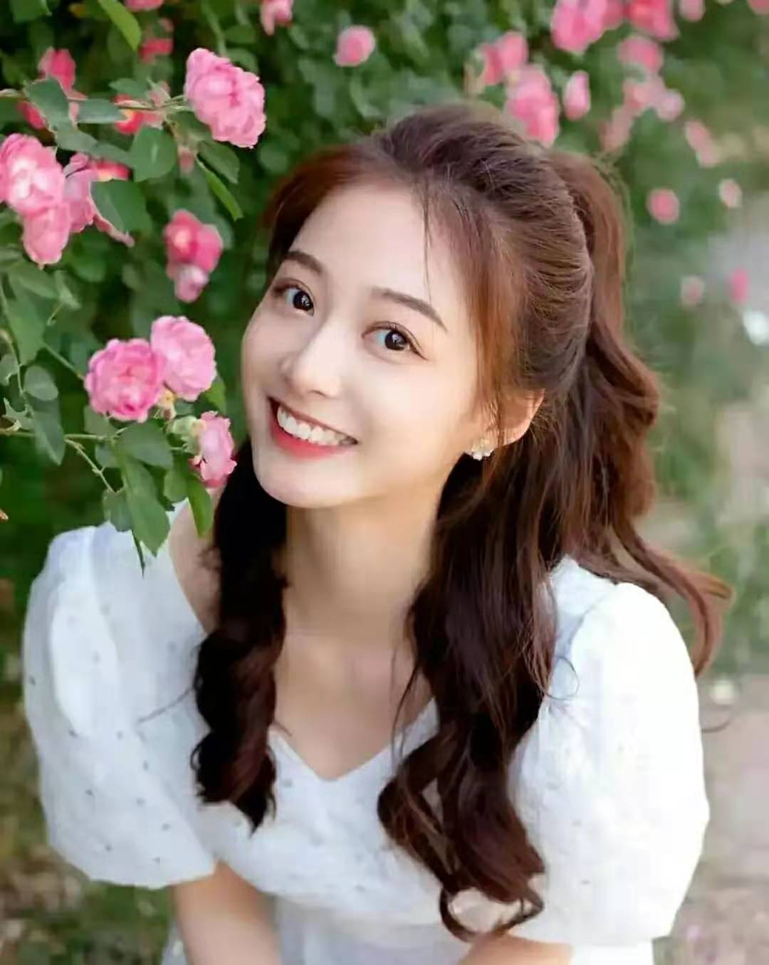 中国传媒大学“校花”冯琳，被媒体过度炒作，最终无缘央视