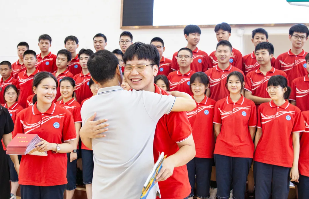 青春当逐梦，展翅凌云霄！宜昌长江中学2021年毕业典礼圆满落幕