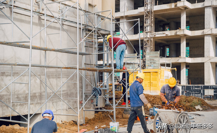 二级建造师挂靠费用，二级建造师挂靠的风险有哪些？