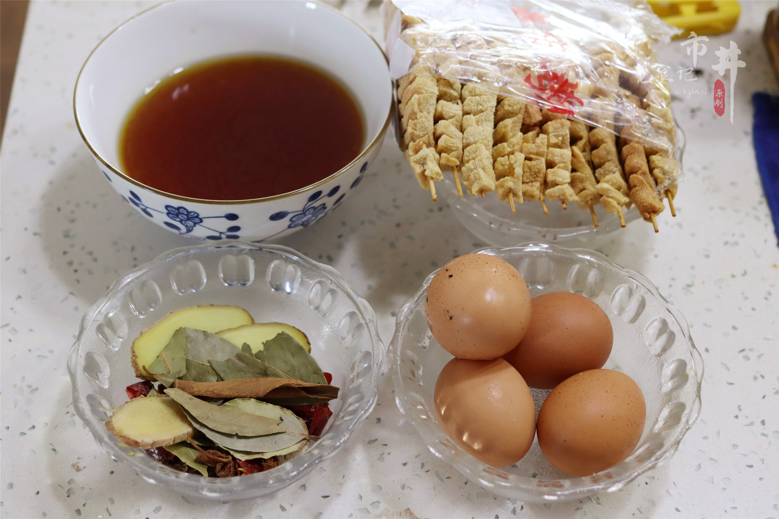 做红焖猪蹄，这2样和猪蹄是绝配，炖一起香而不腻，酥烂软糯