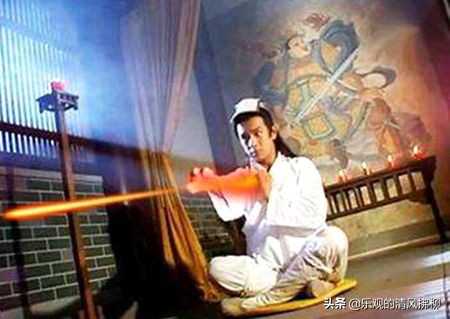 金庸武侠十大奇功排行榜，九阴真经实至名归，独孤九剑略逊一筹