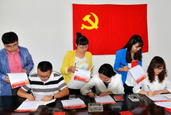 大学入党的优势很多，却很少知道弊端是什么？学生想好再做决定