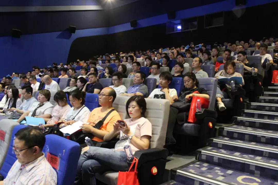 当前影院的困境,影院经营该何去何从?他们有了新思路