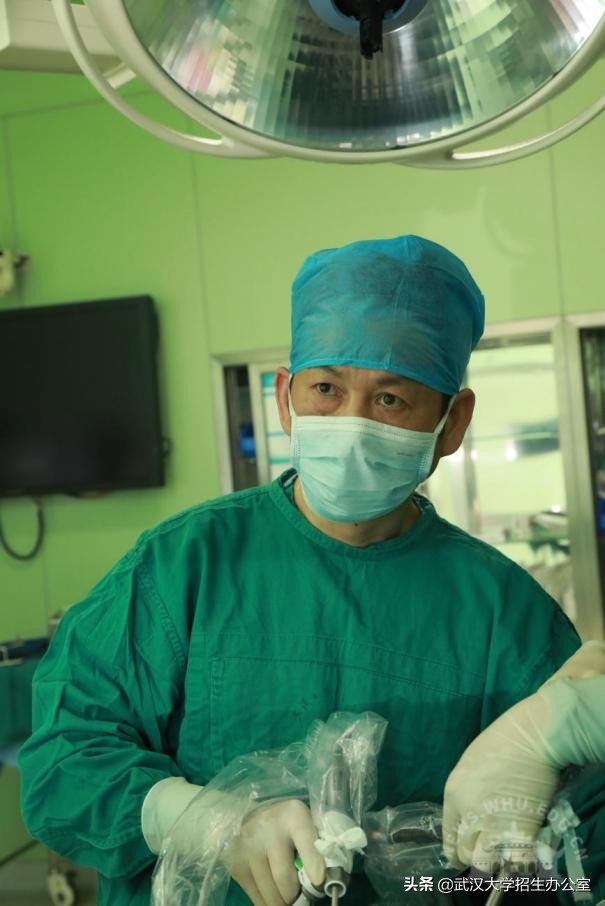 华春莹点赞！雷军力荐！走出100多位院士，“中国最美大学”等你来！