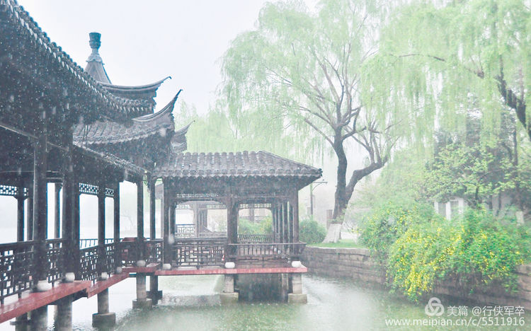 莫愁湖——粉黛江山，留得半湖烟雨；王侯事业，都如一局棋枰