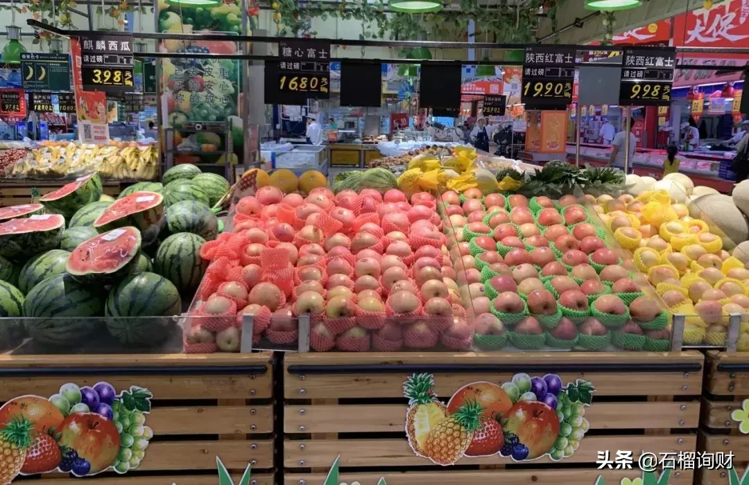 揭秘:开水果店有多赚钱?商铺投资还值得吗?
