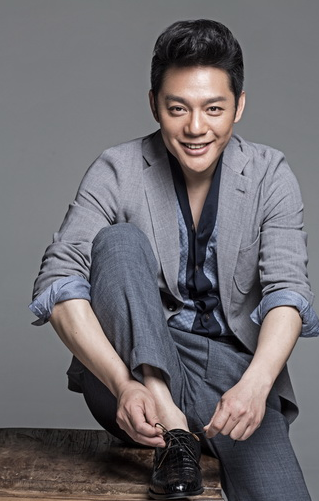 2017年,程愫20年婚姻一夜崩塌,毁她的是傅程鹏和周丽淇的那场吻戏