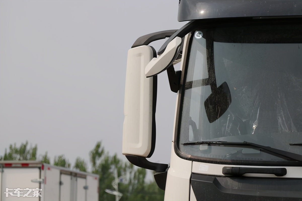 300马力6x2载货车，绿通快递首选，详解东风KL载货车