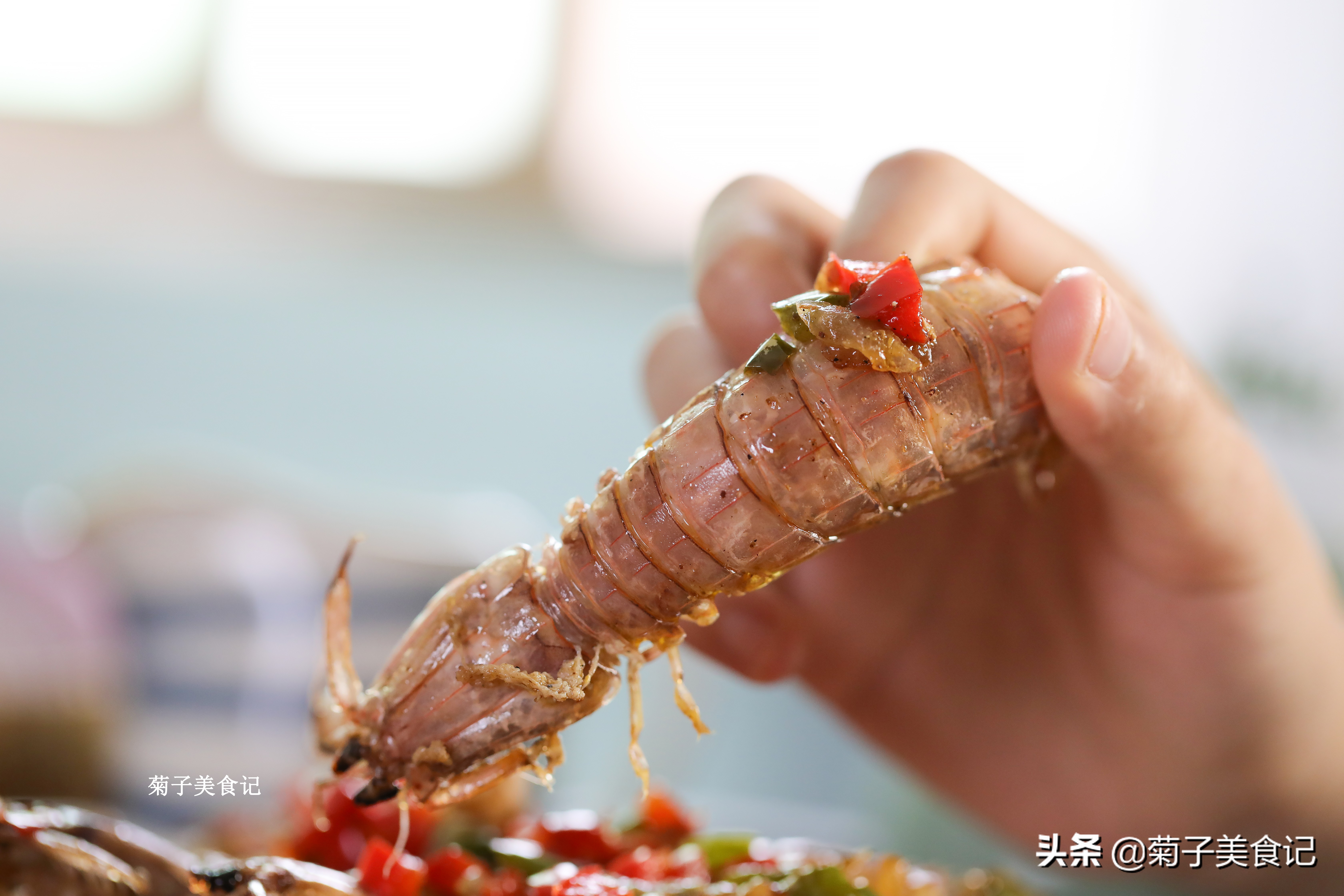 椒盐皮皮虾这样做，鲜香酥脆，肉质肥嫩，吃的真过瘾