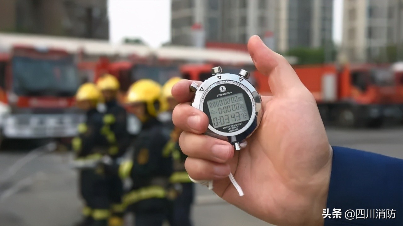 有人说“消防车来了没有水？”这个“锅”我们不背！