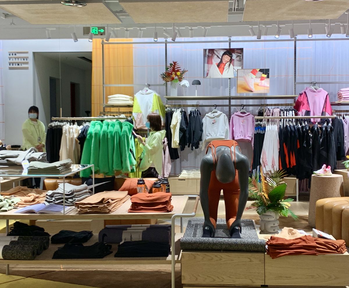 时尚门店新观察：Nike新店“一大一小”透露出什么重要趋势？