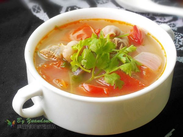 要想羊肉不腥不膻，除了焯水，加这3种食材一起炖，汤更鲜美