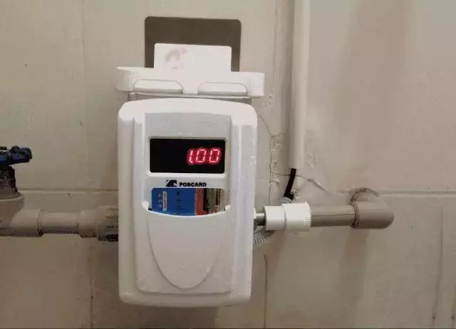 广东最坑爹vs最壕的大学宿舍！你们感受一下，这区别扎心了