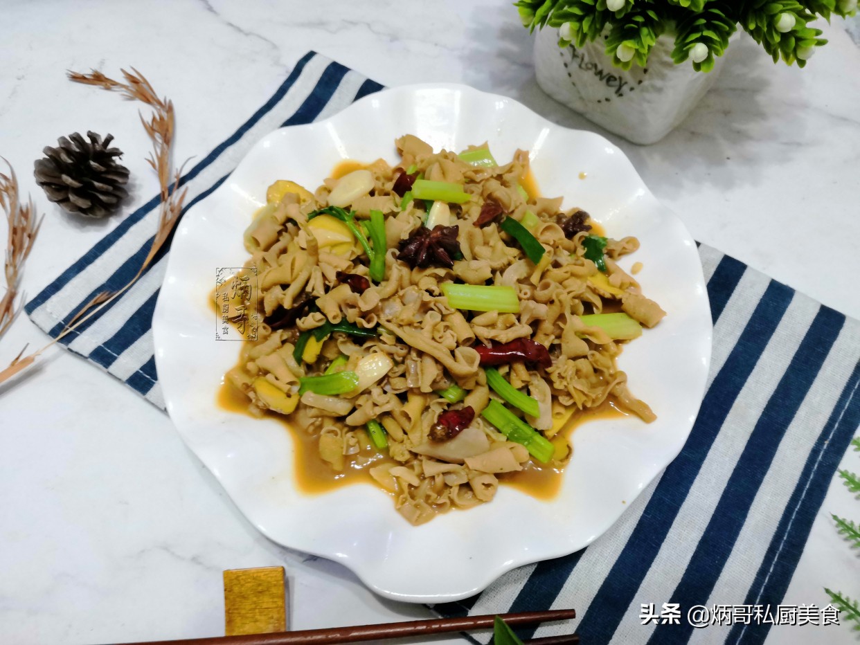 “小肚鸡肠”因它而得名，很多人嫌它脏，简单一炒比鸡肉还好吃