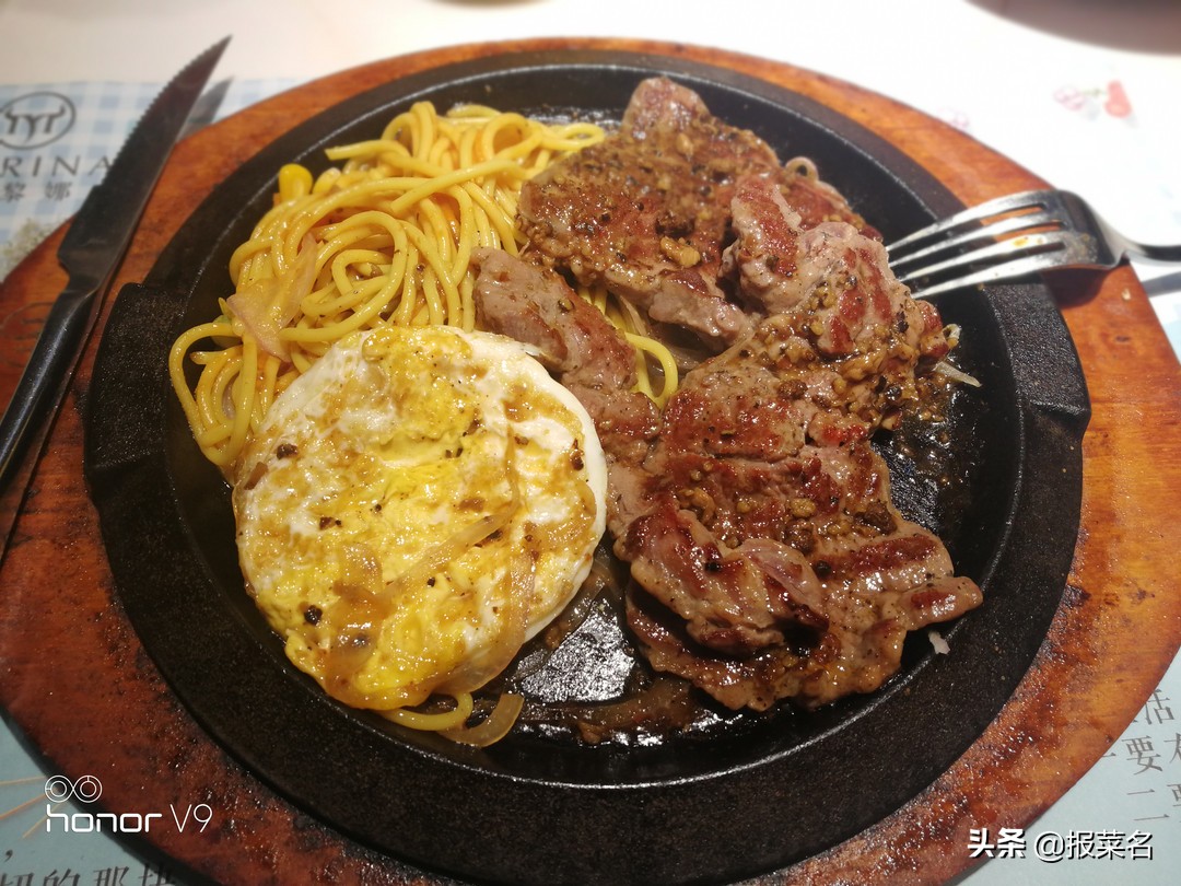 西冷牛排、蔬果沙拉、墨西哥牛肉卷、腓肋牛排，西餐美食推荐