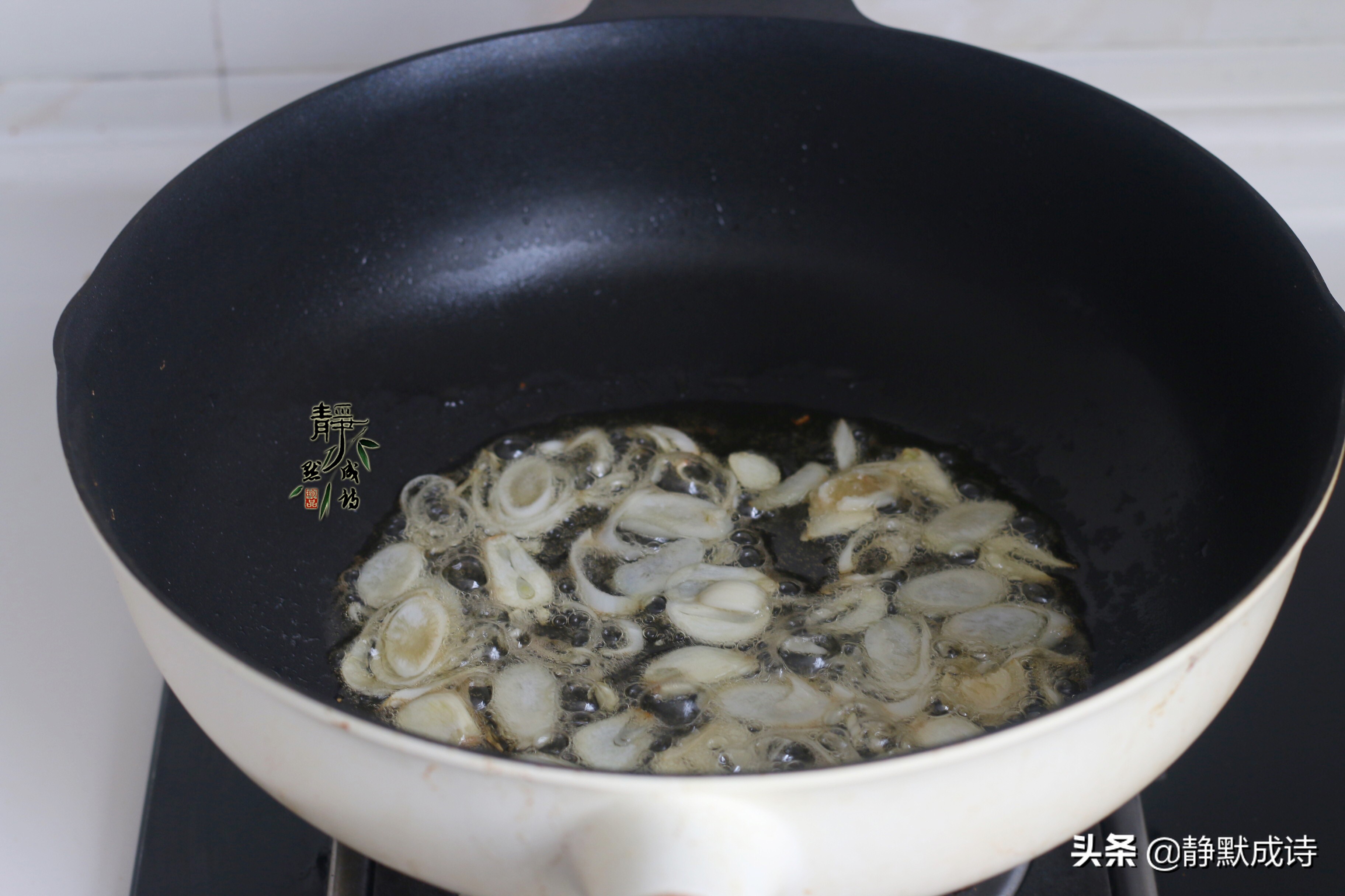 黄豆芽炒肉（一文详解分享黄豆芽炒肉的做法）