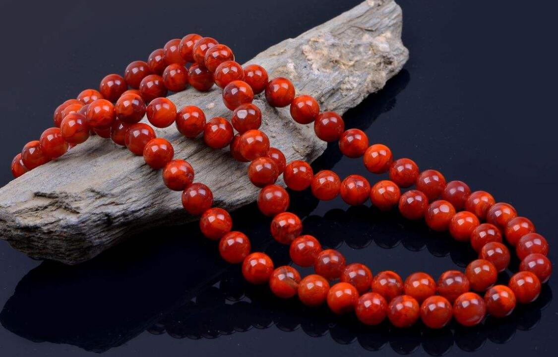 红玛瑙的功效与作用(战国红玛瑙手镯的功效与作用) -情感知识库-动