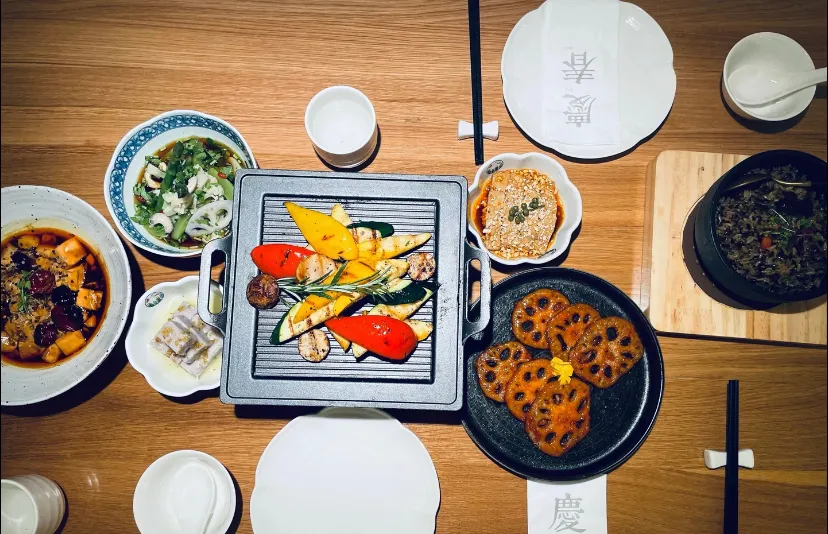 杭州素食餐厅:在一个没有肉的世界,我竟然也能吃到上瘾