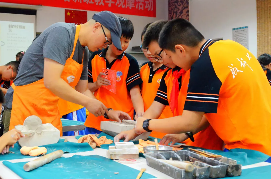 非遗文化进课堂！成都七中实验刘劲松老师不一样的陶艺必修课