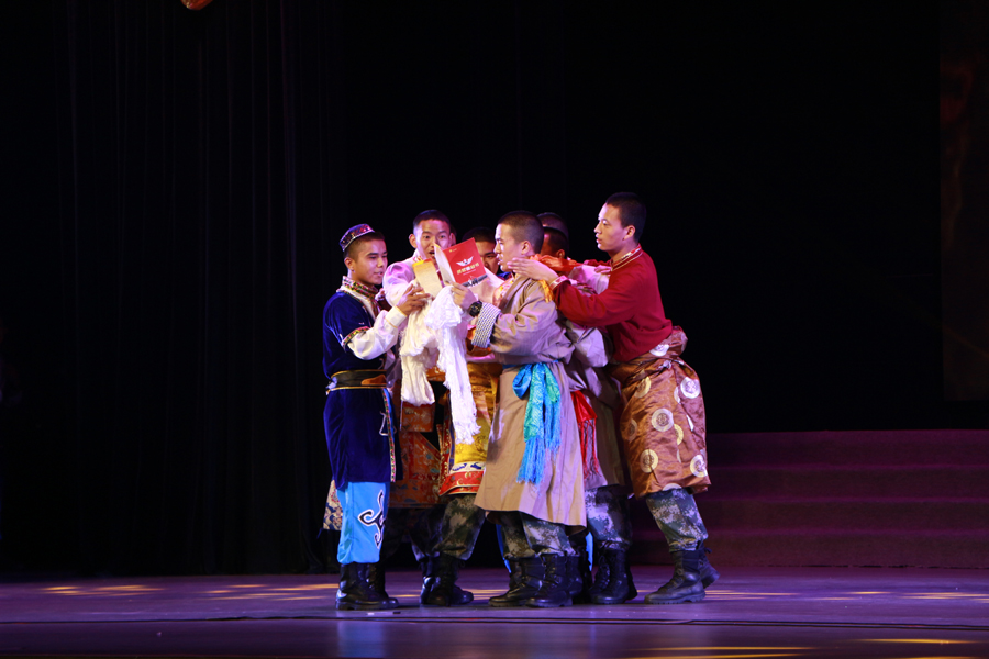 献礼华诞 | 解放军及武警部队“双节”晚会大联欢