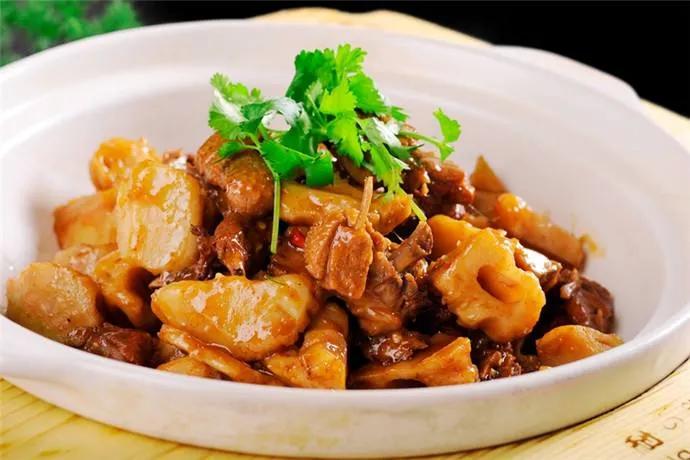 今日霜降，记得“吃3样、忌2样”老传统别丢，顺应时节平安入冬