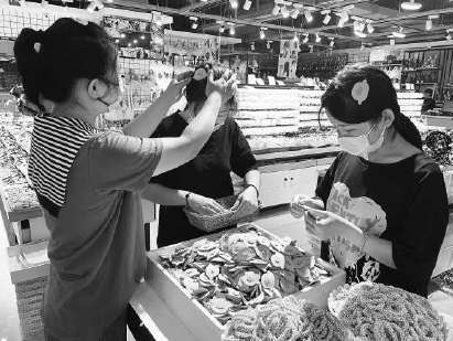 “奥运冠军同款”发卡卖断货！网友：一种别样的精神寄托