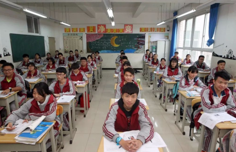 黄冈中学从曾经闻名全国，到现在销声匿迹，名校究竟为何没落