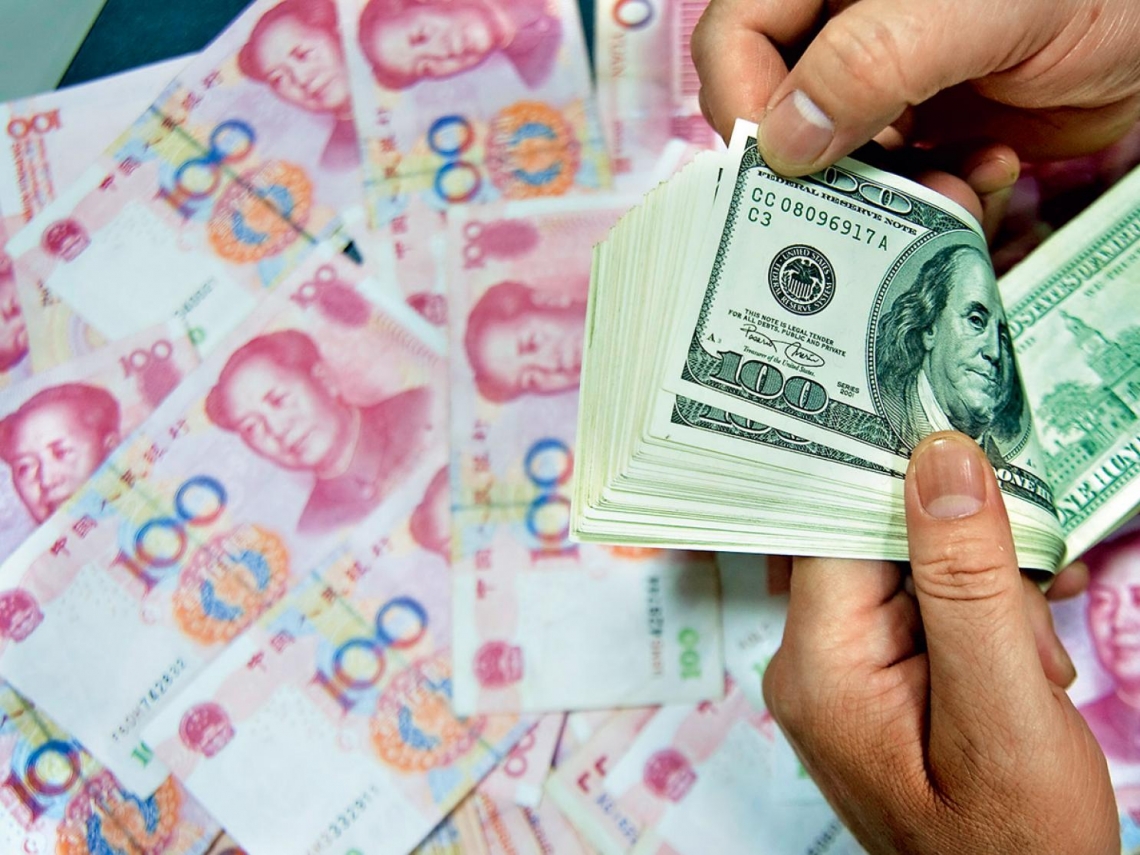 美国扛不住了？通胀危机暴露向中国求助，中国只丢出一份清单