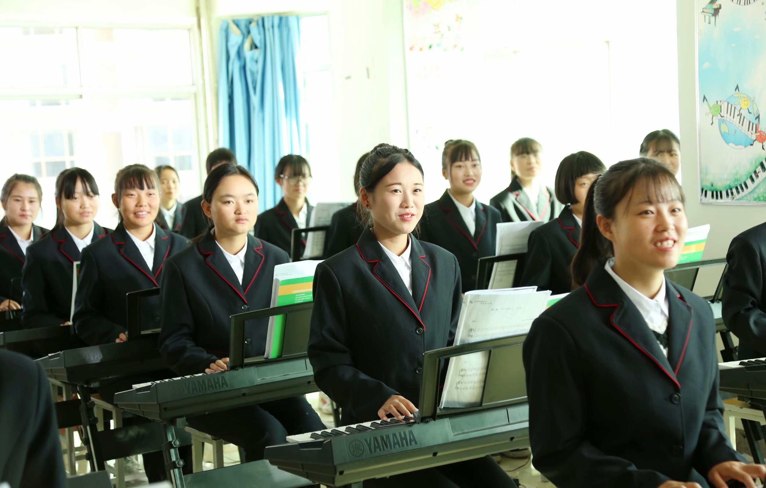 甘肃高铁学校中职生怎么读大学？答案来了