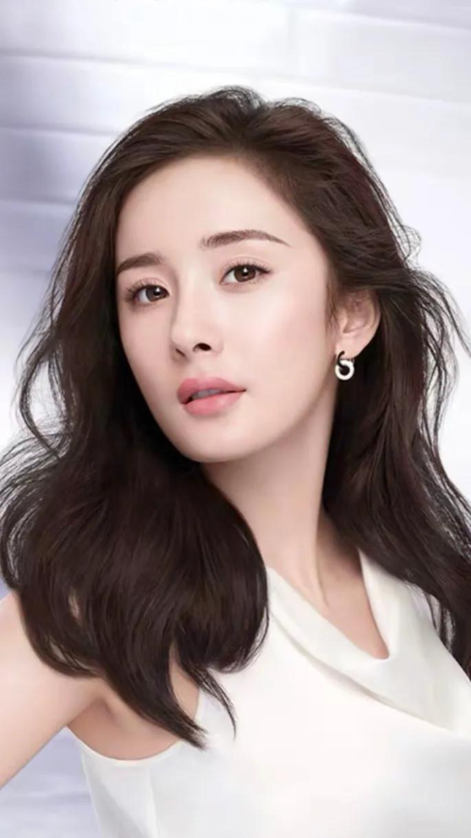 想当演员考什么学校（术业要专攻）