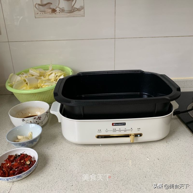 酸溜溜的味道，酸爽可口，开胃下饭，还帮油腻腻的肠胃减减负