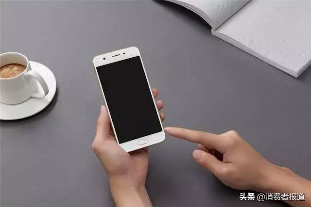 OPPO R9s Plus疑陷“无限重启门”，过保手机维修费该谁出？